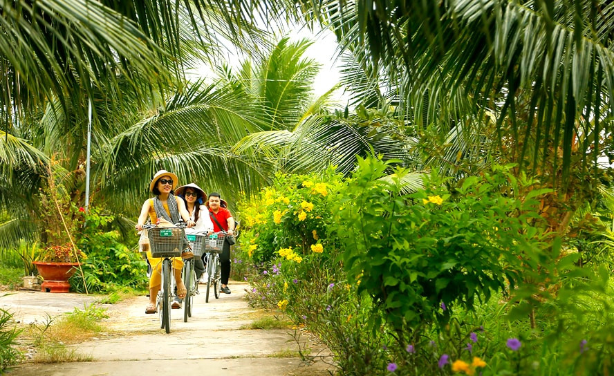 Nghi phep du lich sau Tet vi sao lai thinh hanh trong gioi tre?