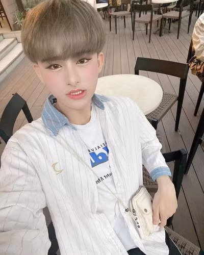 Trong chương trình The Blued's Face, Đức Bo đã thể hiện phần thi hát rap và nhảy. Anh chàng đã lọt top 15 thí sinh gây ấn tượng và nhận về khá nhiều sự chú ý của người xem.