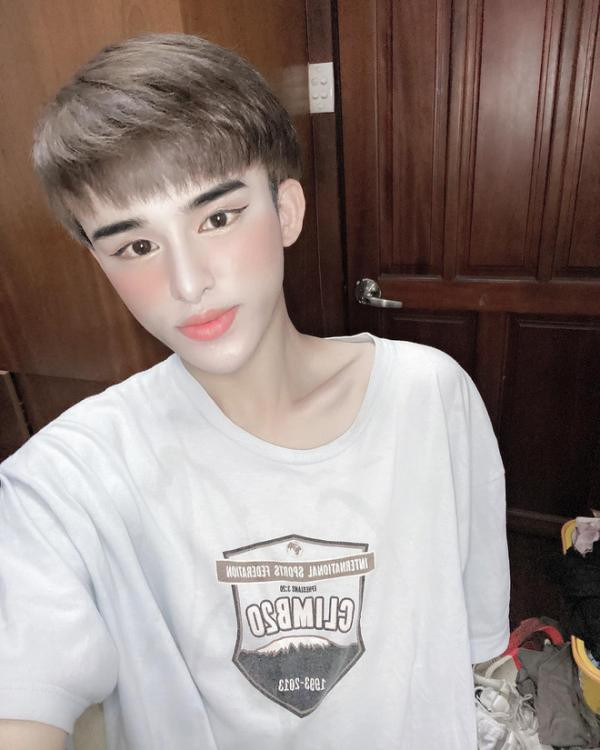 Biết tính của Đức Bo cố tình tự làm xấu bản thân để mang tiếng cười cho mọi người nên đã có rất nhiều cảm xúc haha xuất hiện ở các bài đăng.