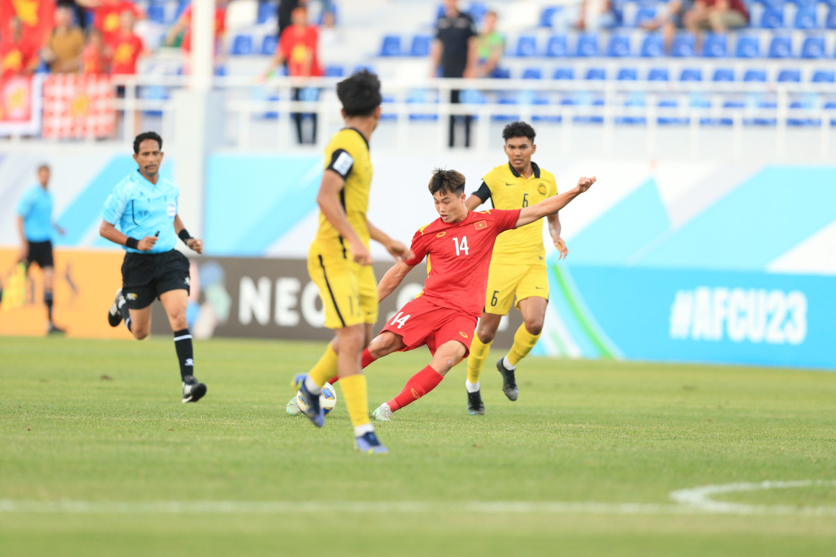 Thang Malaysia, U23 Viet Nam dat tay U23 Han Quoc vao tu ket-Hinh-3