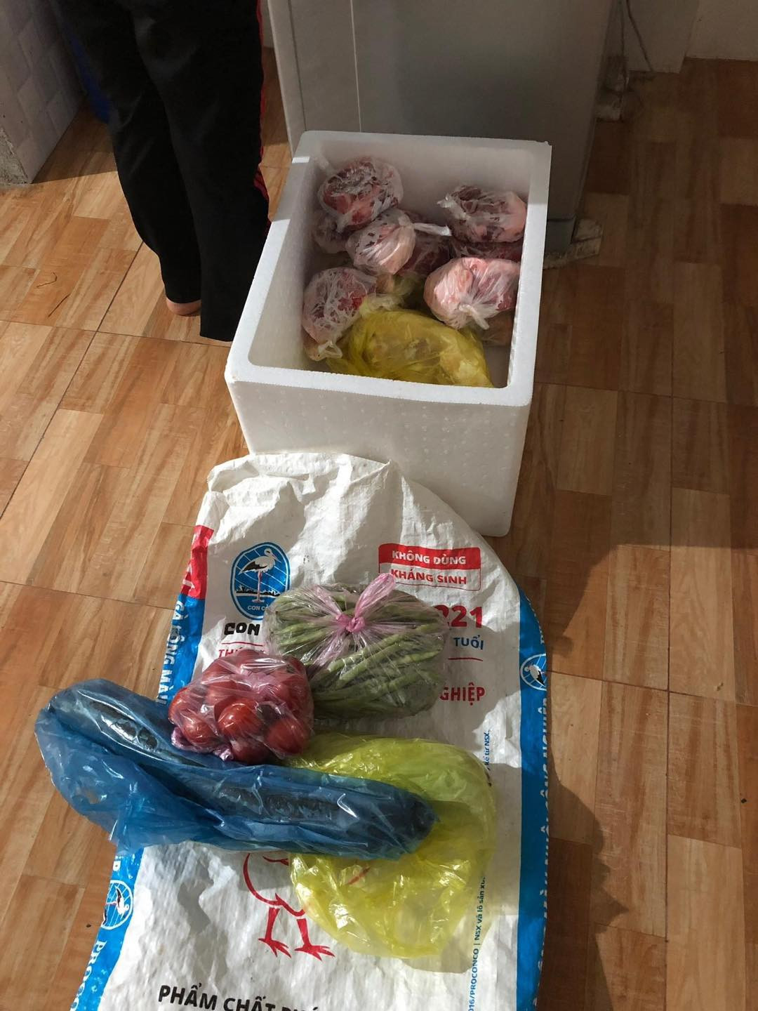 Đồ quê mang đi sau kỳ nghỉ lễ Quốc khánh 2/9 của cha mẹ cũng luôn là những món đặc sản ngon nhất, bổ nhất và sạch nhất cho hành trình trở lại Thủ đô với công việc và trường học.