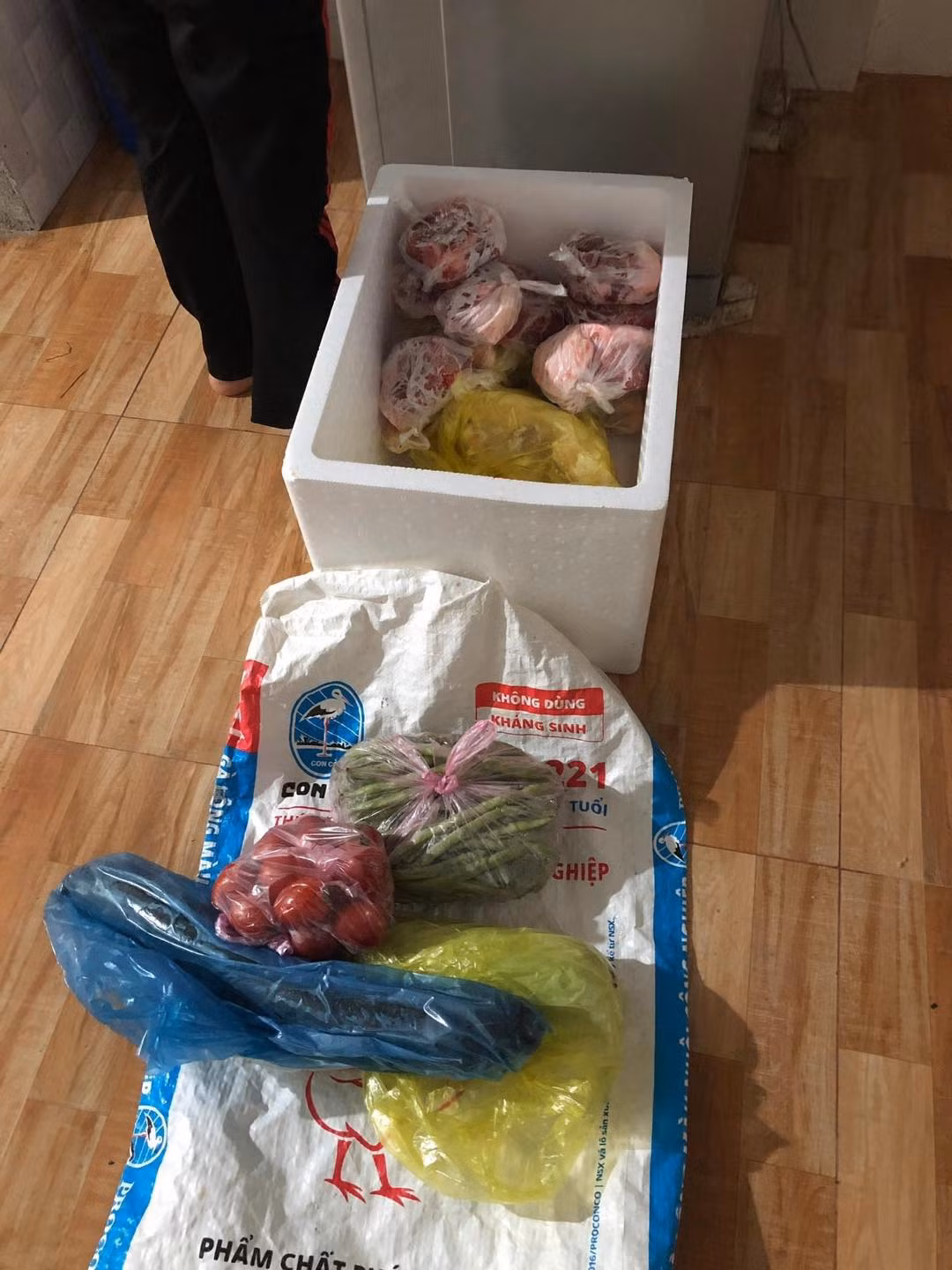 Đồ quê mang đi sau kỳ nghỉ lễ Quốc khánh 2/9 của cha mẹ cũng luôn là những món đặc sản ngon nhất, bổ nhất và sạch nhất cho hành trình trở lại Thủ đô với công việc và trường học.