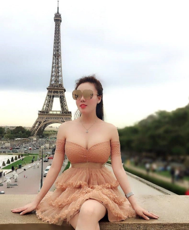 Năm 2020 từ khóa "Âu Hà My" còn nằm trong top 5 nhân vật được tìm kiếm nhiều trên Google Việt Nam sau lùm xùm ly hôn với diễn viên Trọng Hưng.