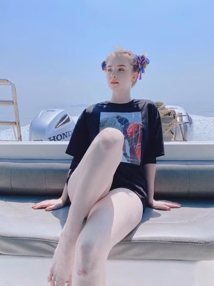 Hiện tại, Jessie Vard vẫn là người mẫu nội y và mẫu quảng cáo cho các nhãn hàng tại Thái Lan.