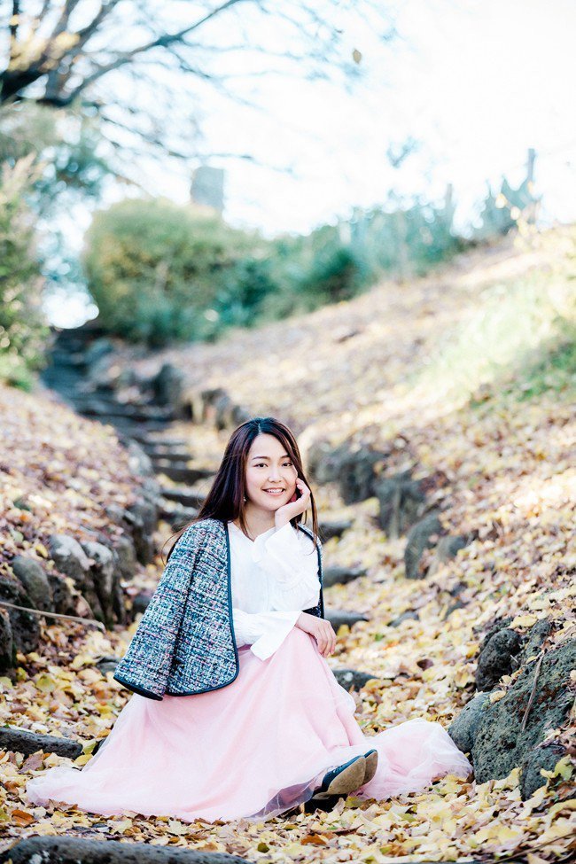 Anh Đào nói thêm về những ngày đầu khi dịch COVID-19 xảy ra: "Chất lượng học tập và giảng dạy lúc đầu hơi giảm và chưa quen với việc học online. Sau đó, mọi người đã dần quen với làm và học online nên không còn gì gọi là xáo trộn hết".