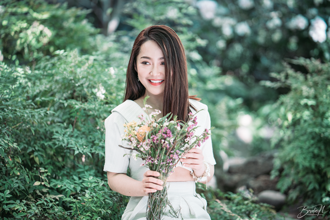 Bên cạnh đó, do việc giảng dạy tại 2 trường đại học tại Australia nên Anh Đào cũng chưa có đủ thời gian để thực hiện giấc mơ về nước của mình.