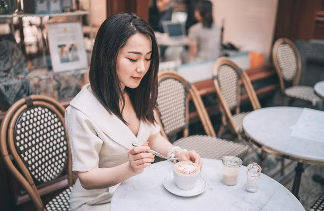 Anh Đào cũng cho biết thêm, do ảnh hưởng của dịch COVID-19 nhiều lĩnh vực ở Australia gặp khó khăn. Tuy nhiên, ở quốc gia này, Giáo dục vẫn nhận được sự ưu tiên và chịu ít ảnh hưởng hơn.