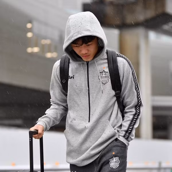 Ve tu Han Quoc tranh dich Covid-19, Xuan Truong bi hoi dieu cuc di