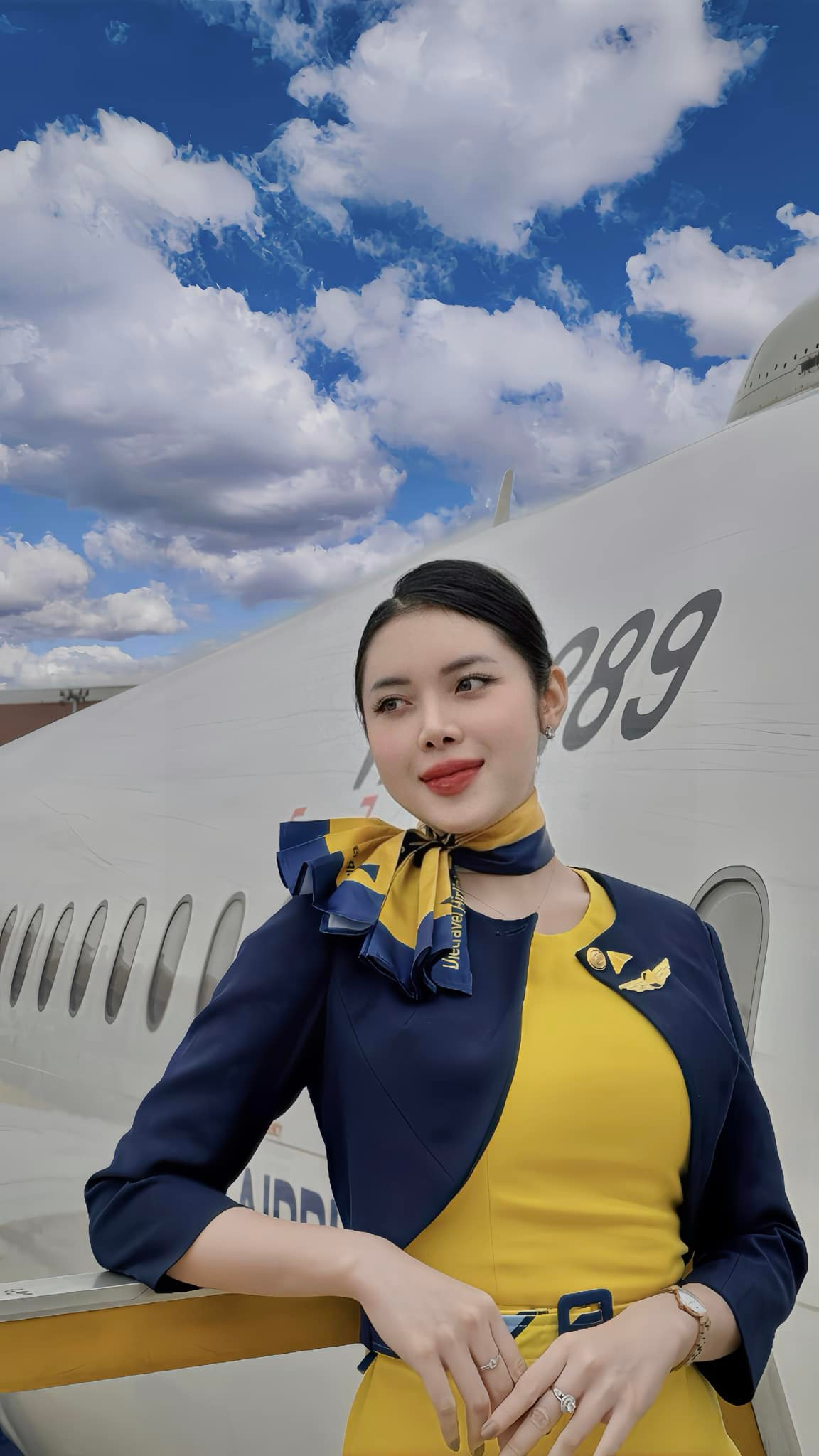 Nu tiep vien hang khong hot nhat Sai thanh ho bao lo body chuan