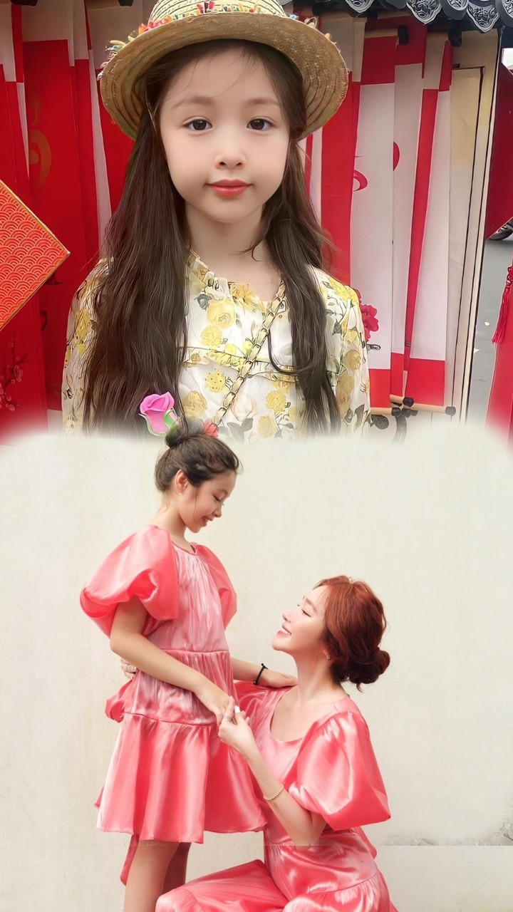 Trên trang cá nhân mới đây, Elly Trần vừa chia sẻ loạt ảnh diện đồ đôi cùng ái nữ.