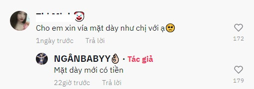 Bên cạnh đó, nhiều ý kiến khác nhận xét rằng, những điệu nhảy của cô không chuyên nghiệp như những vũ công được đào tạo, do đó, việc cô nhảy nhót như trên lại càng phản cảm hơn.