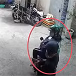 Được biết, sự việc dàn cảnh giật điện thoại xảy ra vào trưa 22/5 tại căn nhà trong hẻm đường Nguyễn Văn Khối, P.9, Q. Gò Vấp.