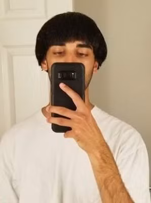 Nhận về quả đầu thảm họa vì tin tưởng bạn gái và mong muốn tạo công ăn việc làm cho các cô nàng nhưng tờ Unilad tin rằng đầu tóc này sẽ là động lực để các chàng trai ở nhà nhiều hơn giữa mùa dịch bệnh.