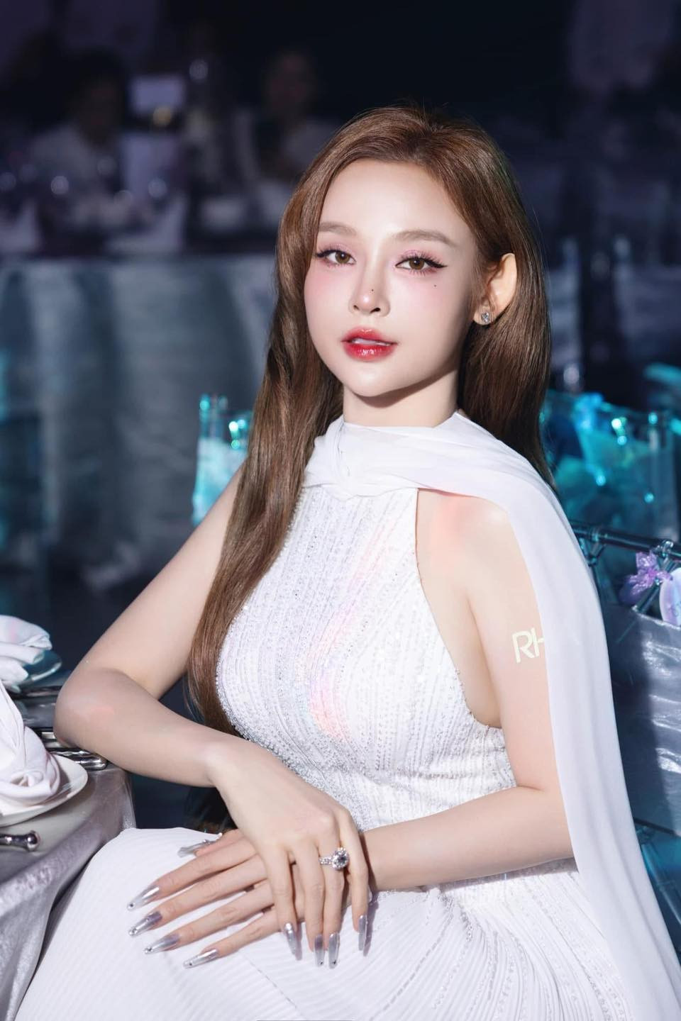 Huyền Baby kết hôn với doanh nhân giàu có và có cuộc sống xa hoa khiến nhiều người ngưỡng mộ.