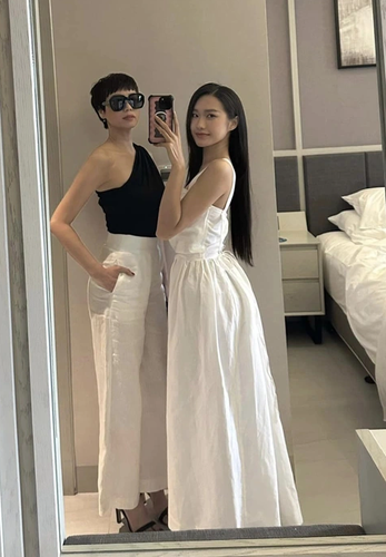 Khi đứng chung với con gái thì cô Mai Đoàn và Doãn Hải My như chị em.