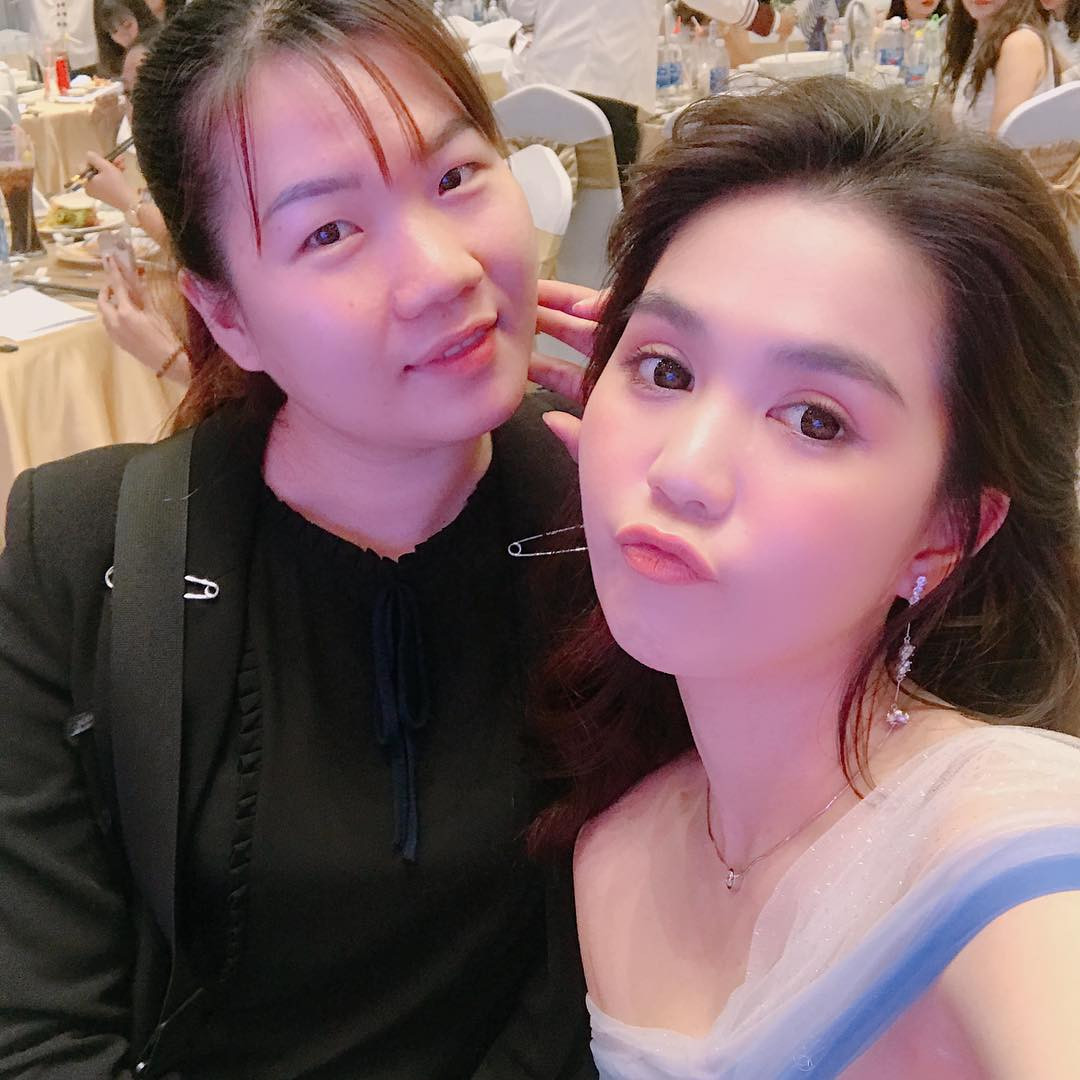 Trước đó, không ít lần Thuý Kiều xuất hiện trong chuyến đi du lịch chung với Ngọc Trinh và Vũ Khắc Tiệp ở một số resort có tiếng.