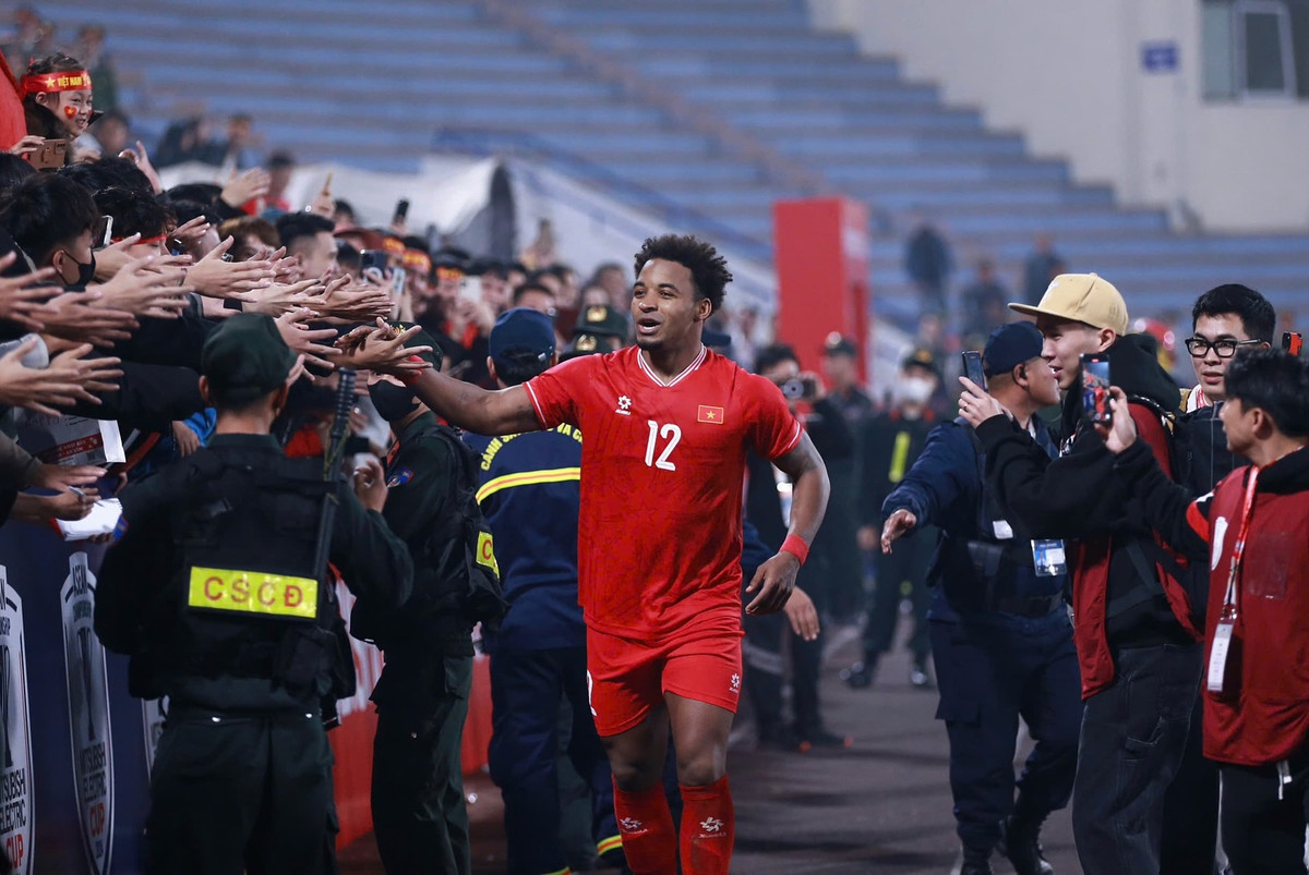 Chỉ sau 3 trận đấu, số 12 của đội tuyển Việt Nam trở thành ứng viên hàng đầu cho danh hiệu vua phá lưới AFF Cup 2024.