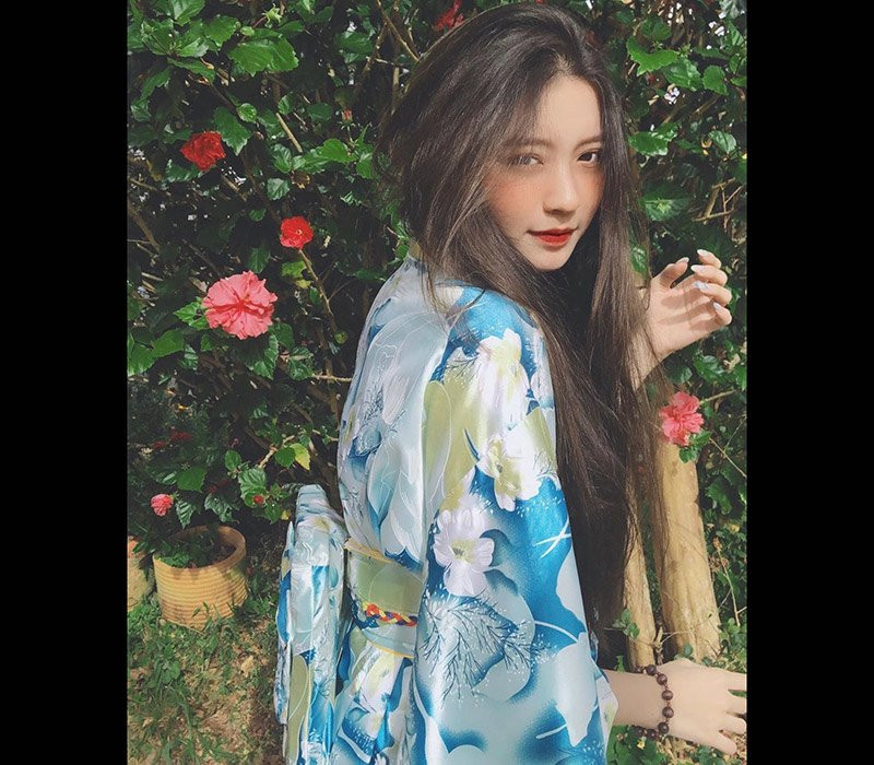 Dù sở hữu gương mặt xinh đẹp, nhưng điểm cực phẩm trên gương mặt của nàng Tây Thi tái xuất - Phương Vy chính là chiếc mũi thẳng tắp cực thanh tú.