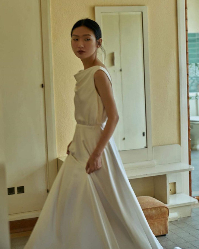 Khánh Linh không ngại thừa nhận nguồn thu nhập từ việc làm người mẫu của mình. Hot girl Việt này chia khoản thu nhập ra làm nhiều phần: tiết kiệm, du lịch, shopping, gửi cho bố và chi tiêu hằng ngày...