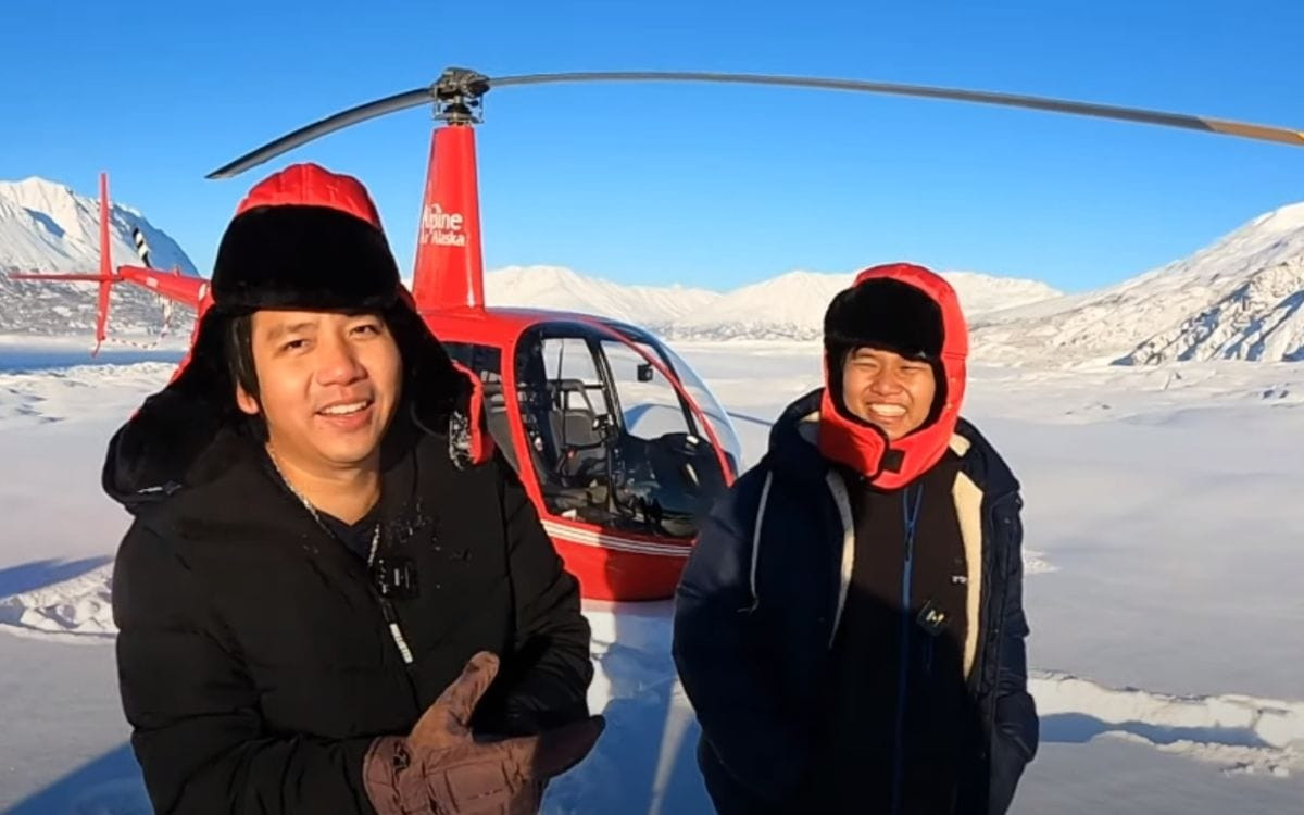 Có thể thấy tình bạn mà Khoa Pug có được sau khi sang Mỹ khá thất thường. Hiện tại, dân mạng đang rất tò mò và mong chờ vào sự xuất hiện chung của cả hai.