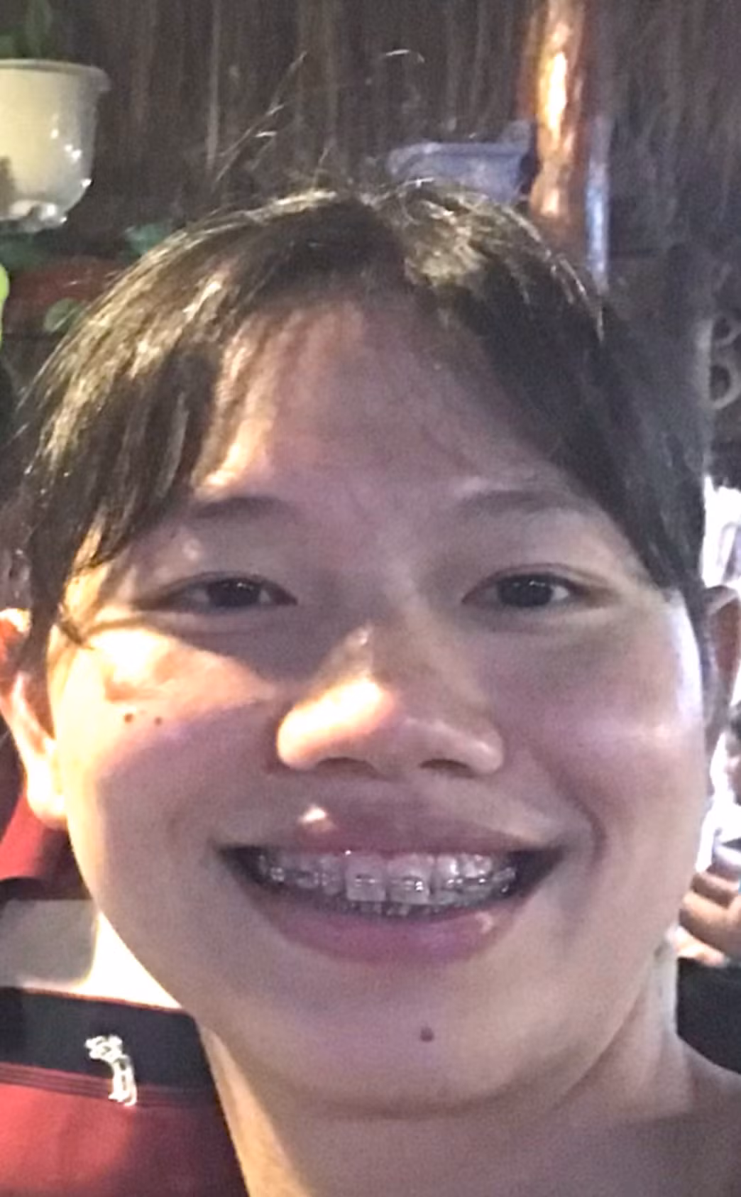 Trông Ánh Viên thời đó khá mộc mạc và kém sắc khi sở hữu làn da sạm, đặc biệt là hàm răng không đều và thưa.