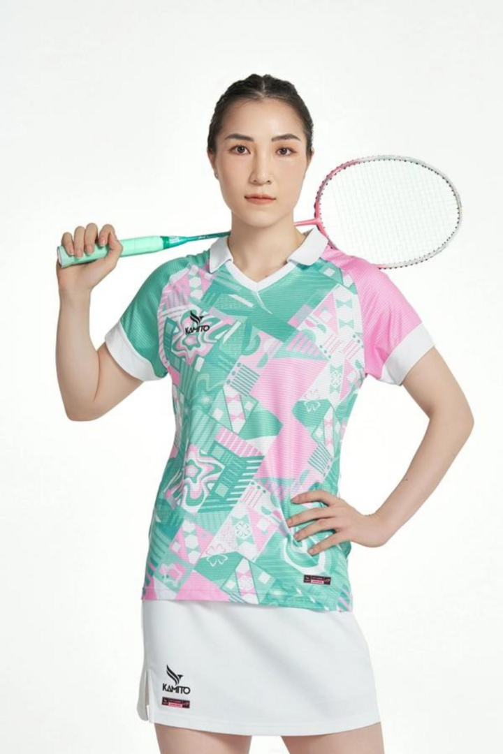 Ba xa Tien Minh ngai ngung tren san catwalk trong vai tro moi-Hinh-3