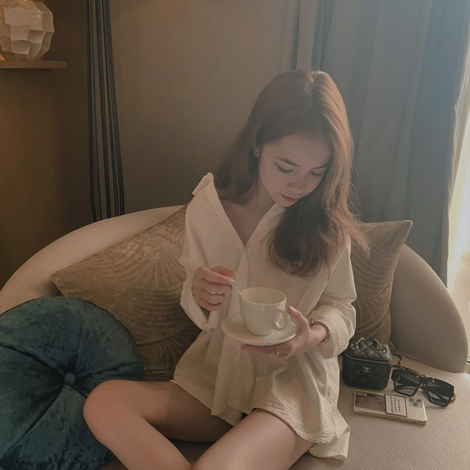 Vừa kết thúc chương trình cấp 2, Linh Meo có dự định tiếp tục theo học tại ngôi trường quốc tế Liên cấp Việt - Úc với học phí đắt đỏ.