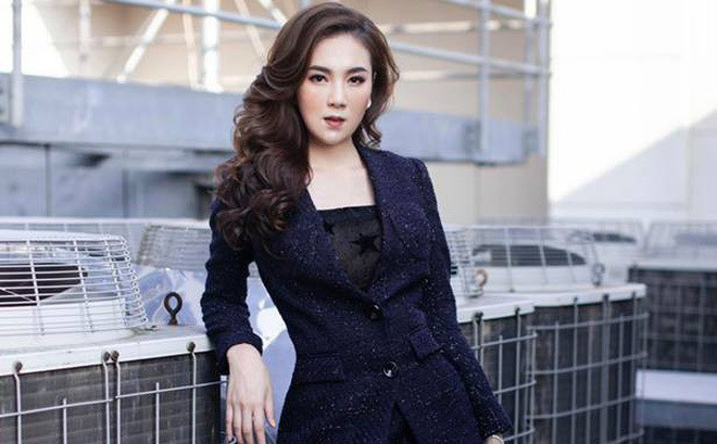 Được biết, Mai Ngọc từng giảm gần 10kg để cơ thể săn chắc hơn nhưng góc mặt lại không bị quá gầy.