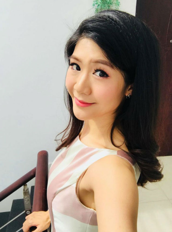 Đông Phương mang một vẻ đẹp đài các, các đường nét thanh tú, đậm chất Á đông. Sở hữu chiều cao hơn 1m70, trông nữ phi công xinh đẹp này không khác gì một người mẫu chuyên nghiệp.