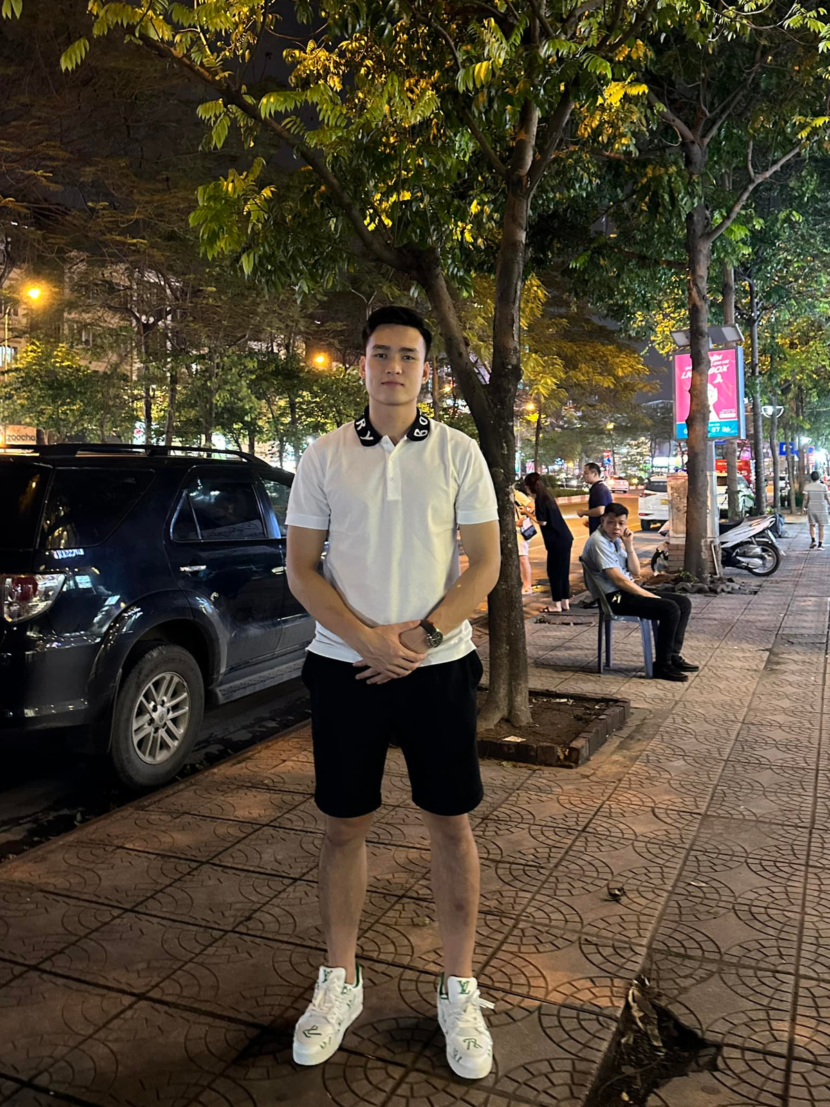 Tính cách gần gũi, dễ mến và sự hài hước giúp hình ảnh của chàng trung vệ trở nên hoàn hảo hơn trong mắt người hâm mộ.