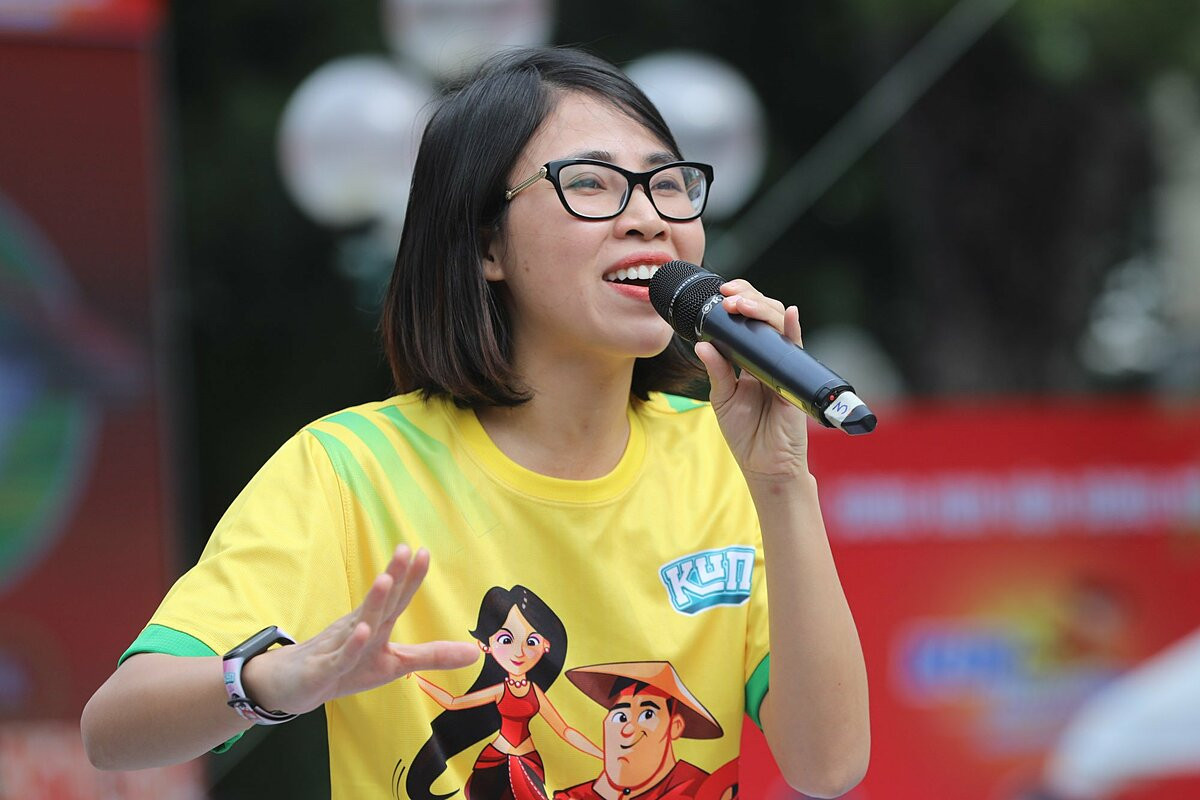 Thơ Nguyễn có lượng fans đông đảo trên Youtube, kênh của cô hiện lọt top 7 kênh có người theo dõi cao nhất Việt Nam.