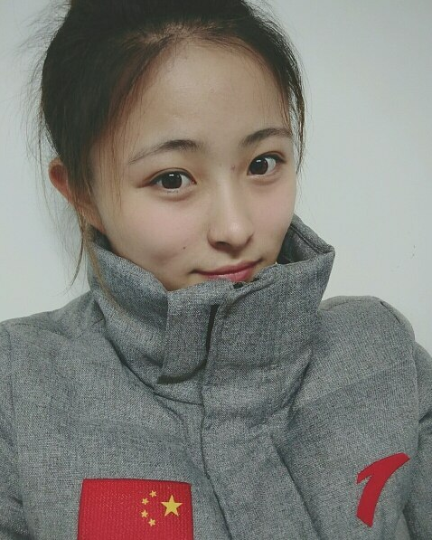 Theo tìm hiểu, Gong Li sinh năm 1999 ở Phúc Kiến (Trung Quốc) hiện là VĐV Karate của đoàn thể thao thành tích cao Trung Quốc.