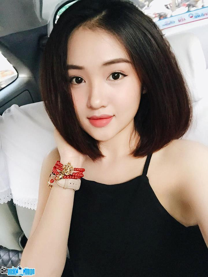 Cùng ngắm thêm những hình ảnh của cựu hot girl Sài thành - Hoàng Anh Apple.