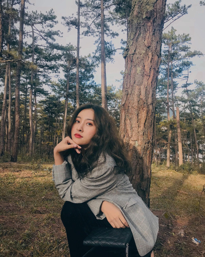 Huyền Thoại cũng tự nhận rằng, có thể do sự chăm sóc của mình quá đáng quá nên người ta cảm thấy hơi mệt mỏi và đã quen thêm... nhiều người nữa sau lưng cô.