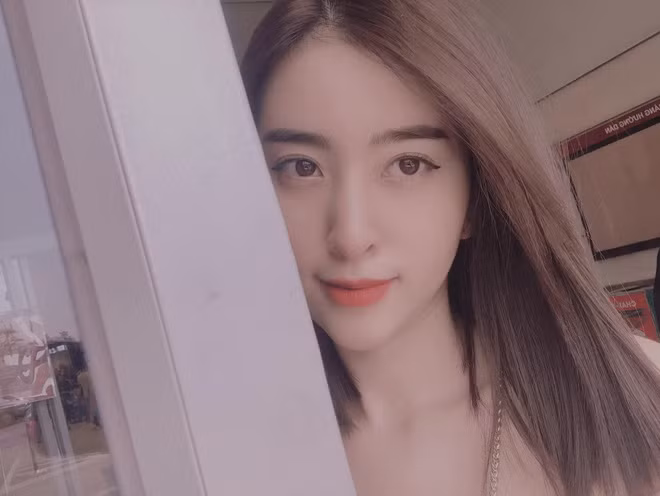 Qua đến cuộc tình thứ 2, Huyền Thoại rút kinh nghiệm nên không kiểm soát nữa nhưng cuối cùng cô vẫn bị cắm sừng nhiều hơn lần đầu.