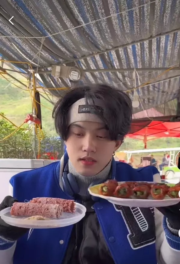 Biết mình đã đi quá xa, Nờ Ô Nô còn khóc nức nở: “Mất đi kênh TikTok, bị lên báo, lên TV… lúc đó em mới hiểu rằng em cần chấn chỉnh bản thân mình. Và em cũng mong muốn rằng những anh chị ở trên mạng và những bạn content reactive sẽ không gặp sự cố như em, sẽ đem đến cho không gian mạng những điều văn minh, ý nghĩa...