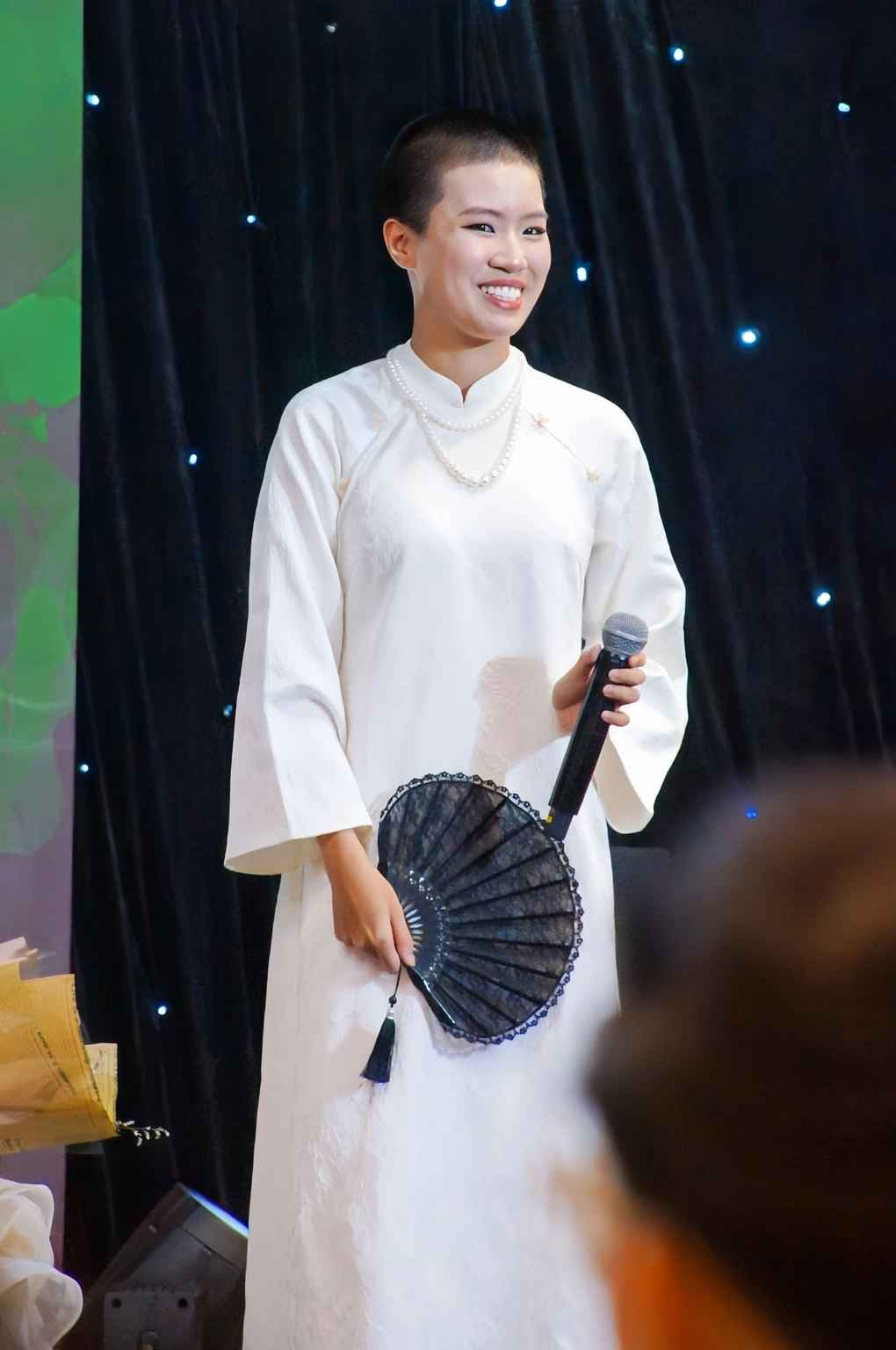 Dân mạng cũng để lại rất nhiều bình luận xuýt xoa, nhận xét nhan sắc của Pháo ngày càng thăng hạng.