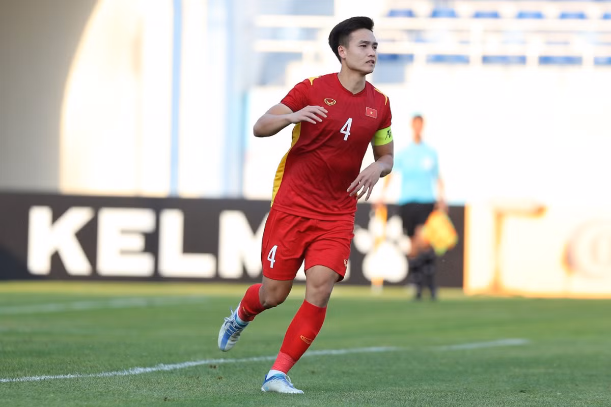 Thời gian qua, Việt Anh thi đấu chững chạc trong cả màu áo CLB Hà Nội lẫn đội tuyển Việt Nam.