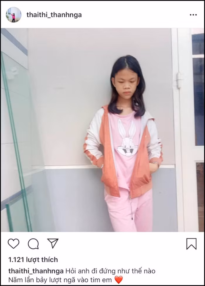 Sau thời gian "im hơi lặng tiếng", thời gian gần đây, Thanh Nga lại tiếp tục gây bão với những dòng trạng thái “thả thính” cực chất.