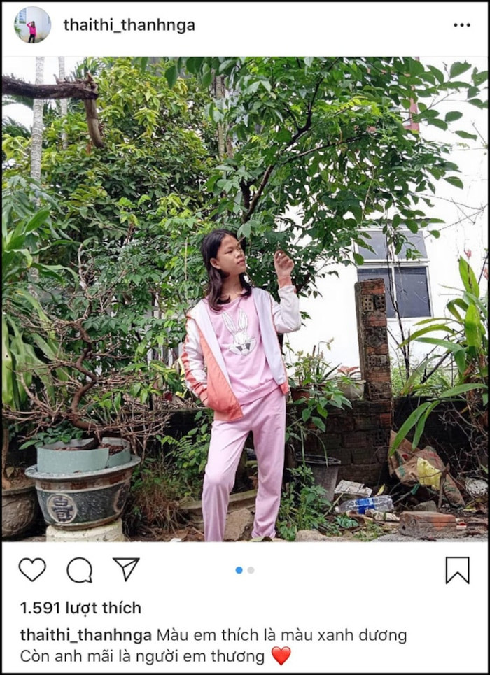 Có thể thấy, dù vẻ bề ngoài không nổi bật nhưng biểu cảm, cách nói chuyện, dùng từ của Thanh Nga lại khá lạ và hài hước.