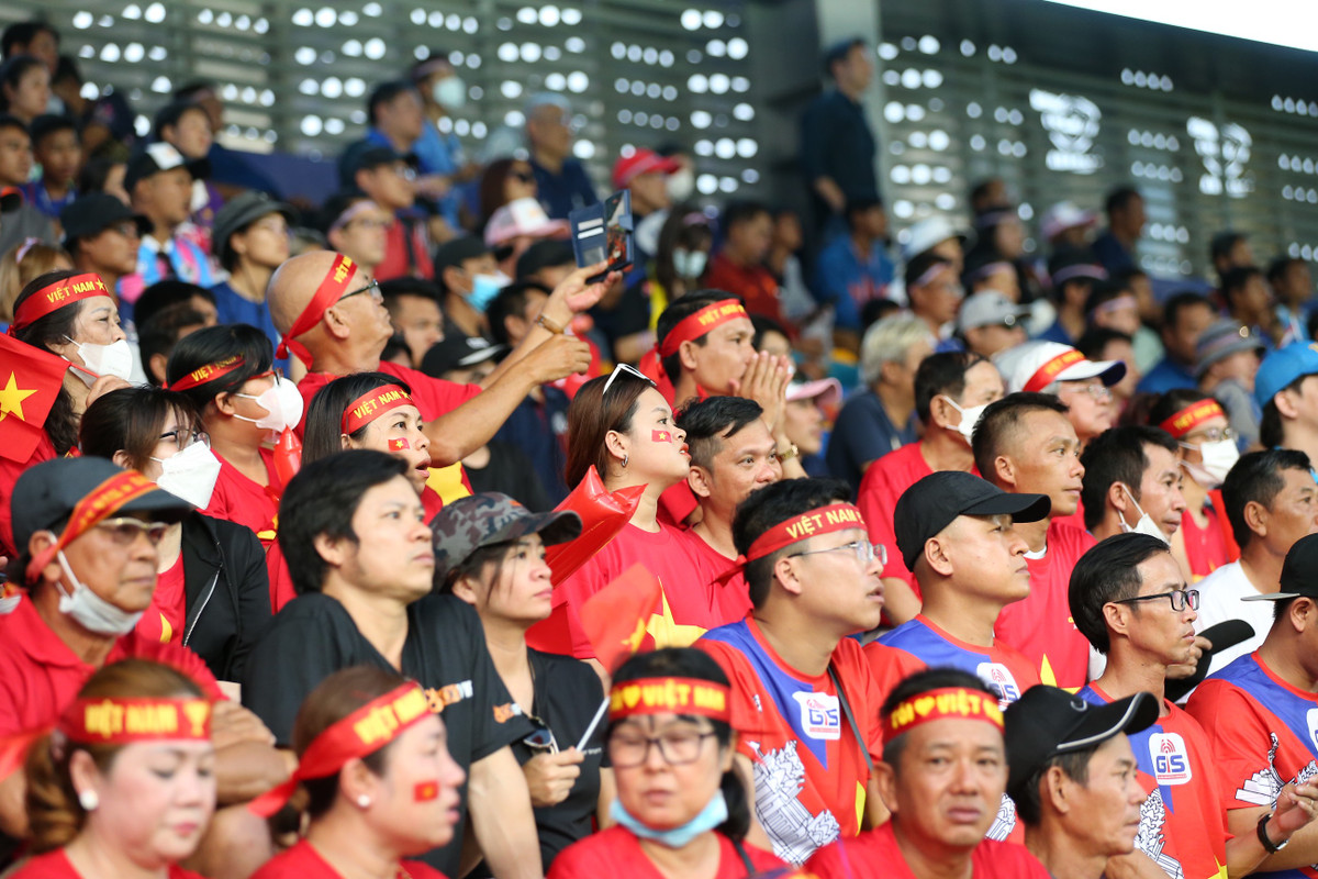 Thang U22 Lao, U22 Viet Nam con nhieu dieu phai chinh sua-Hinh-12