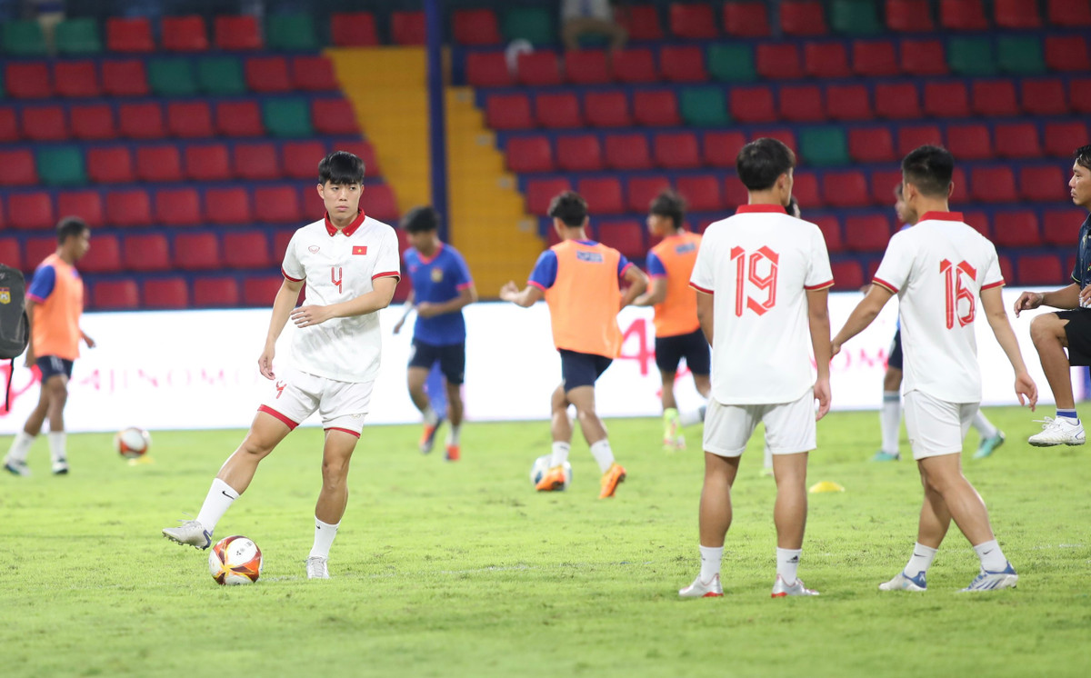 Thang U22 Lao, U22 Viet Nam con nhieu dieu phai chinh sua-Hinh-10