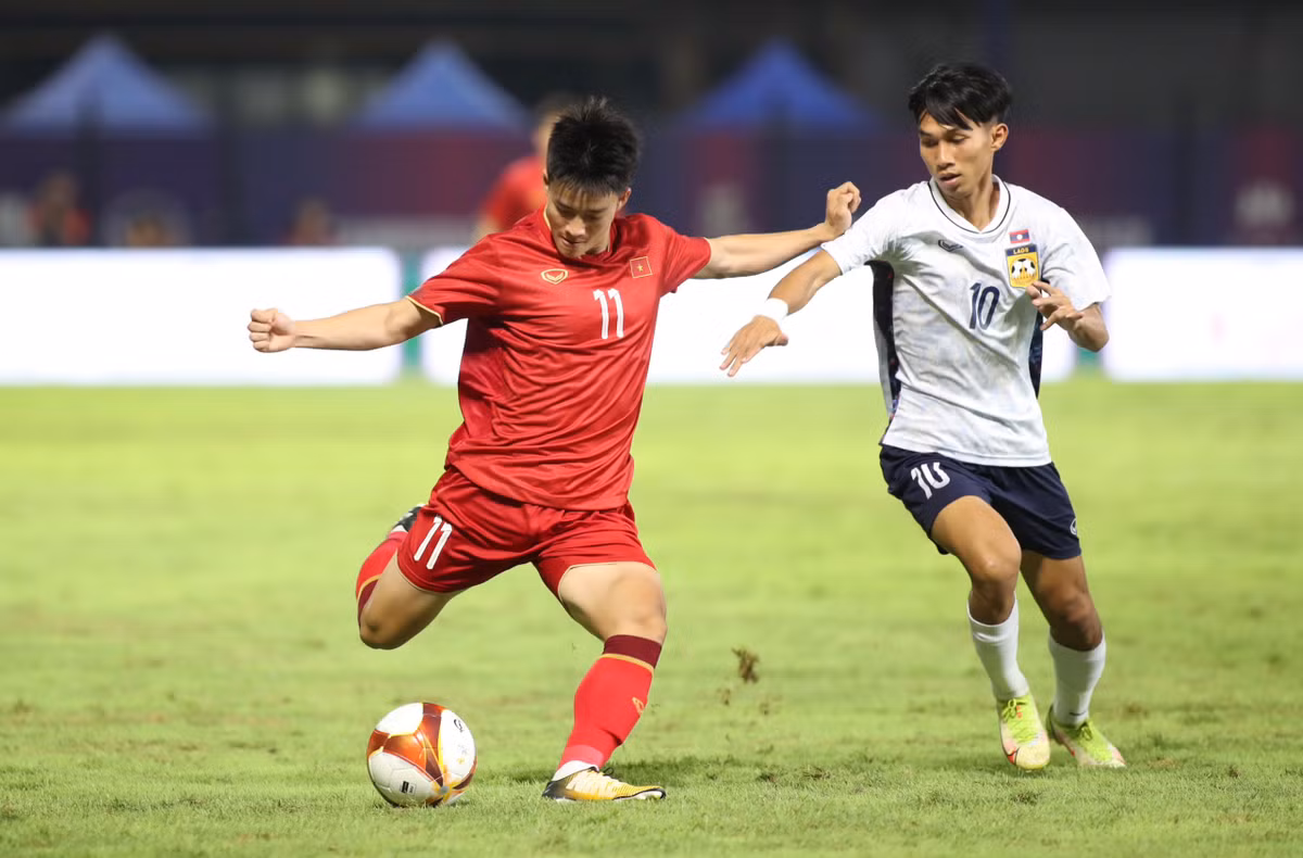 Thang U22 Lao, U22 Viet Nam con nhieu dieu phai chinh sua-Hinh-4