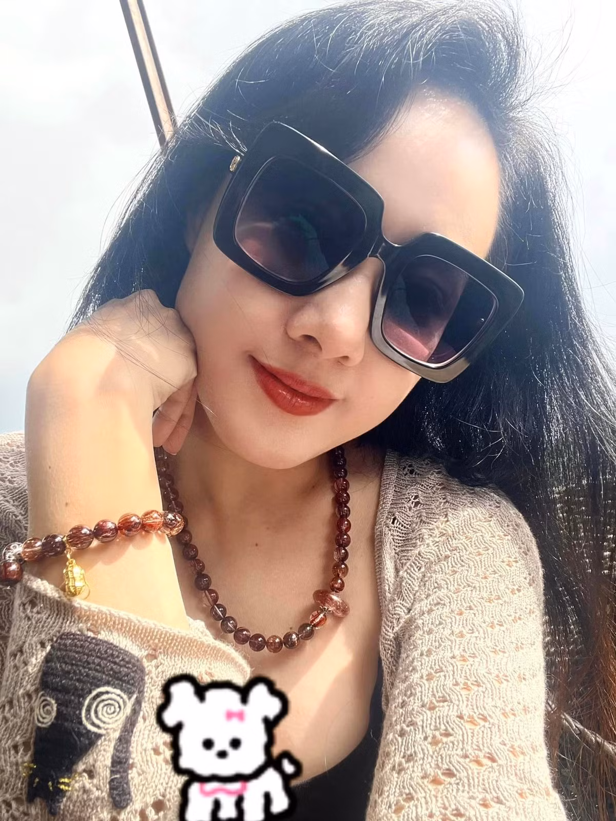 Mới đây trên trang cá nhân, MC Hoài Anh lại khiến nhiều người phải trầm trồ khi đăng những bức ảnh từ camera thường với nhan sắc miễn chê.