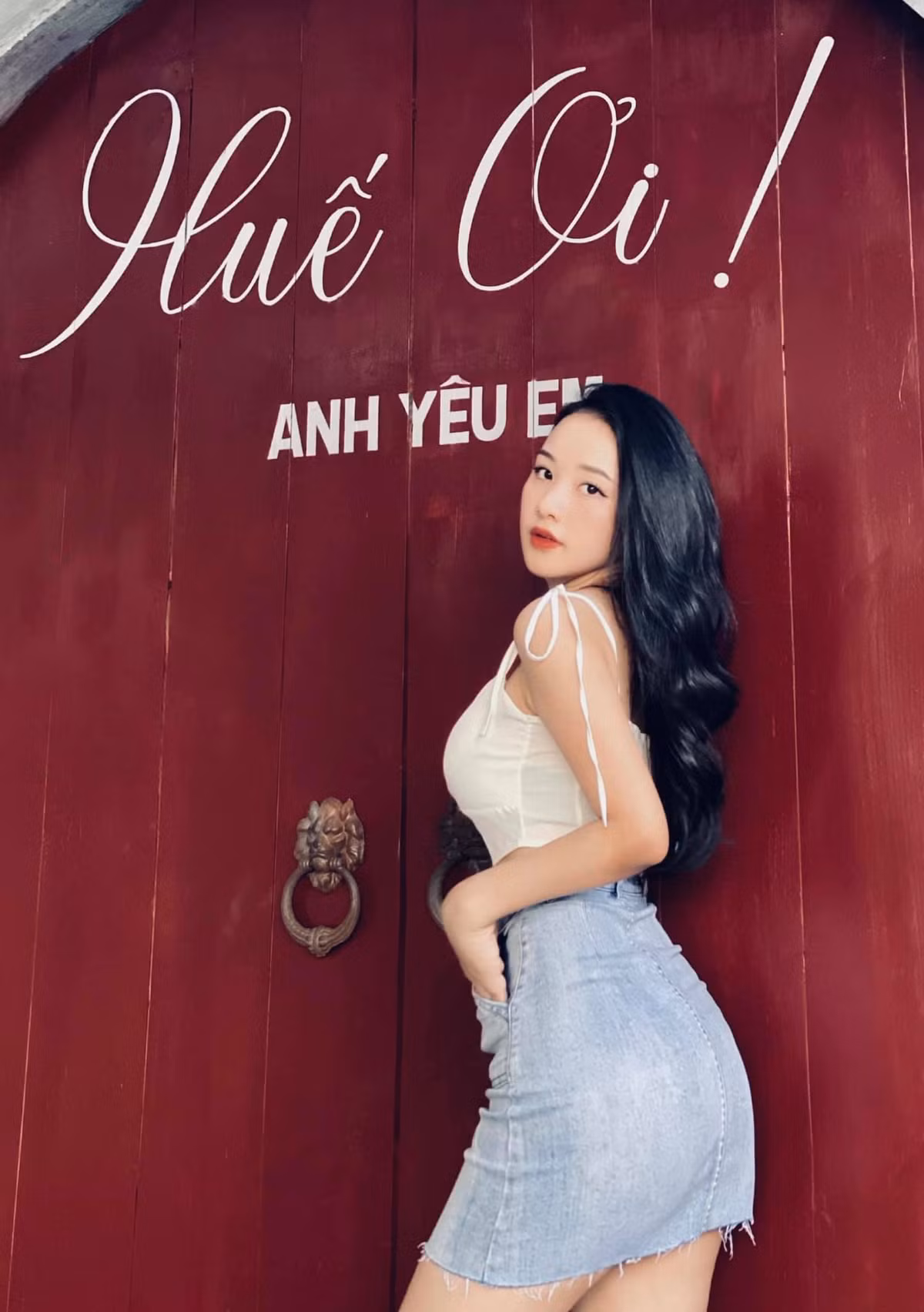 Tuy vậy, Gia Tiên cho rằng ngoại hình không phải điều quan trọng trong tất cả mọi lĩnh vực, mà chủ yếu là sự tự tin, thần thái chủ động của mỗi người.