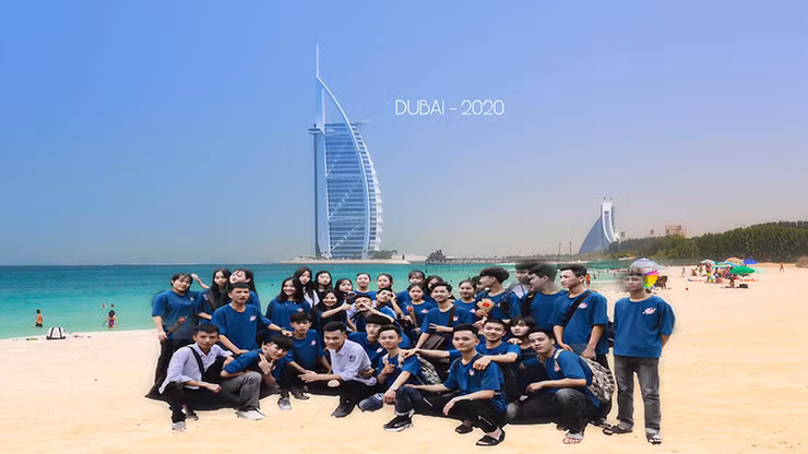 Chỉ cần có người chịu tỉ mỉ ngồi ghép hình cả lớp vào nền của một địa danh nào đó, vậy là là lập tức có ngay bức ảnh kỷ yếu cuối cấp đặc biệt không kém ai rồi.