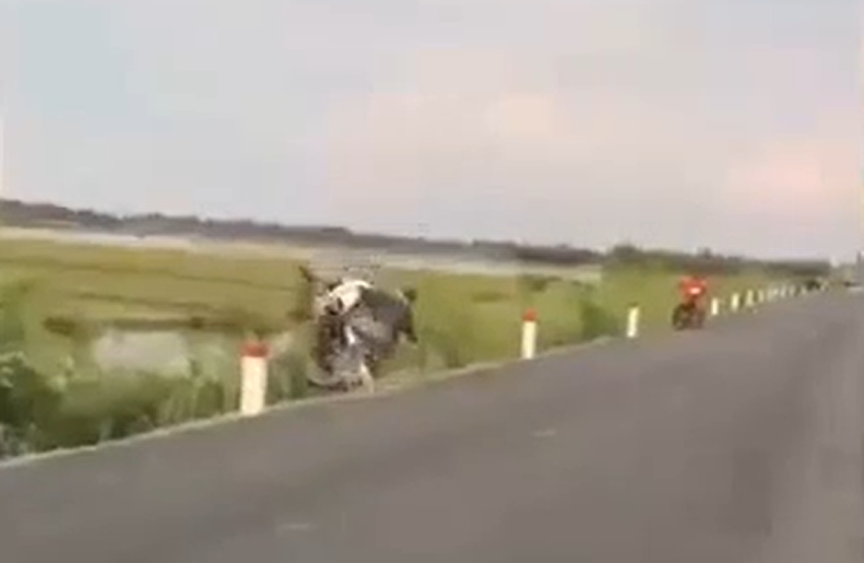 Đoạn clip bốc đầu chưa đầy 1 giây đã thu hút sự quan tâm lớn ngay khi vừa được đăng tải, tới hiện tại đã hơn 20.000 lượt xem.