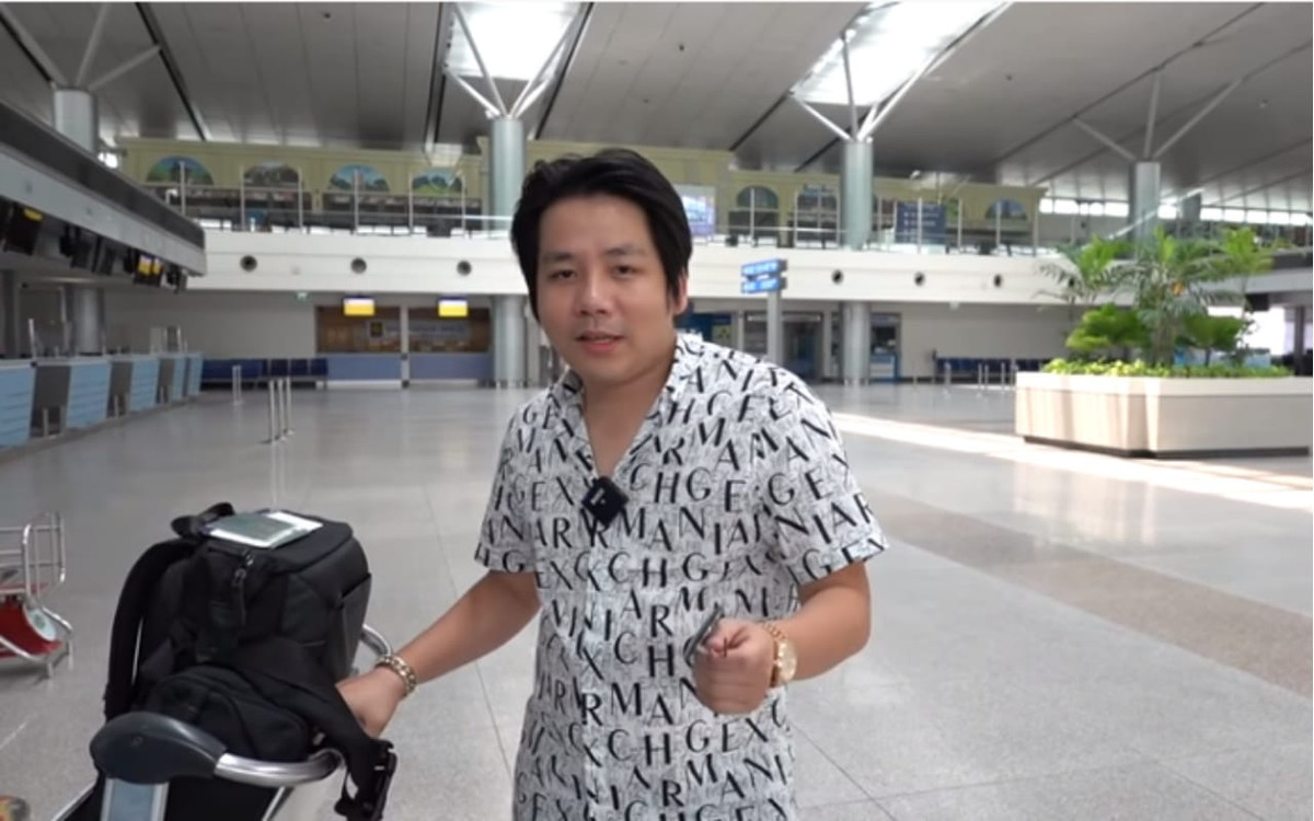 Chính chủ còn thừa nhận: "Cũng lột xác lắm rồi mà không ăn thua". Đáng chú ý phải nói đến clip “Giữa 5 tỷ và cao lên 8cm, mấy bạn chọn cái nào?”.