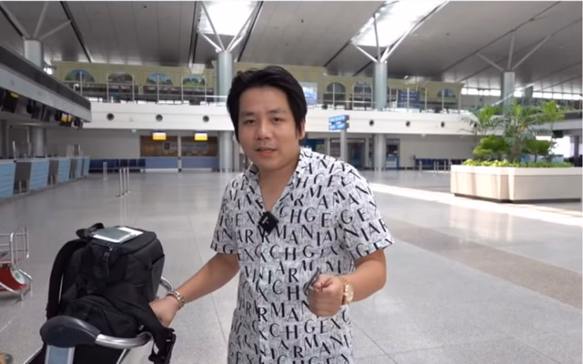 Chính chủ còn thừa nhận: "Cũng lột xác lắm rồi mà không ăn thua". Đáng chú ý phải nói đến clip “Giữa 5 tỷ và cao lên 8cm, mấy bạn chọn cái nào?”.