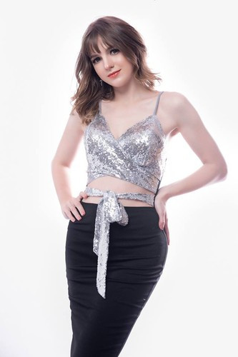 với sắc vóc cuốn hút cùng khả năng đánh nhạc tài tình, đến thời điểm hiện tại Alexandra Rud đã là một trong những tên tuổi rất được yêu thích.